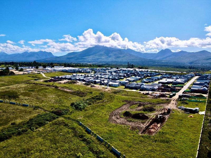 3 Bedroom Property for Sale in Kraaibosch Park Western Cape